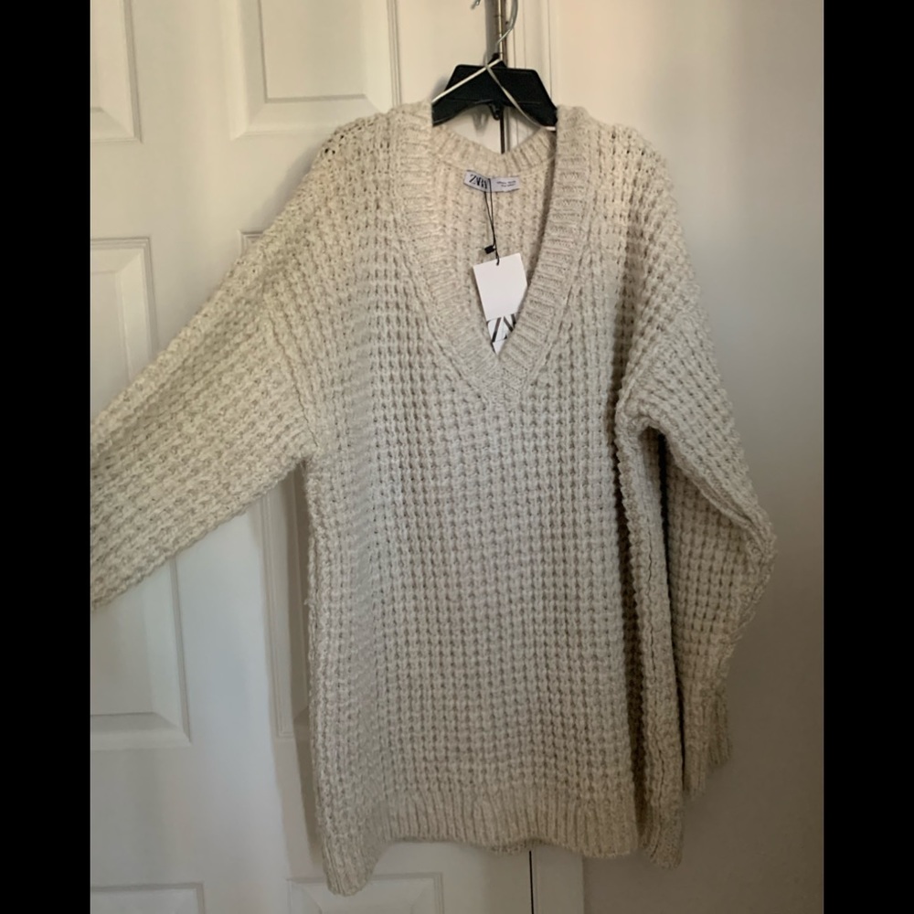 Zara Oversized knit sweater